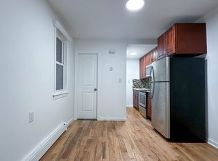 217 Beach 31 St #2B, Far Rockaway, NY 11691