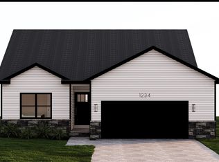 7221 N 9th St, Lincoln, NE 68521