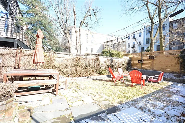 Rented by Citi Habitats | media 18