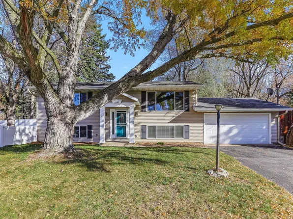 2390 Cohansey Blvd, Saint Paul, MN 55113