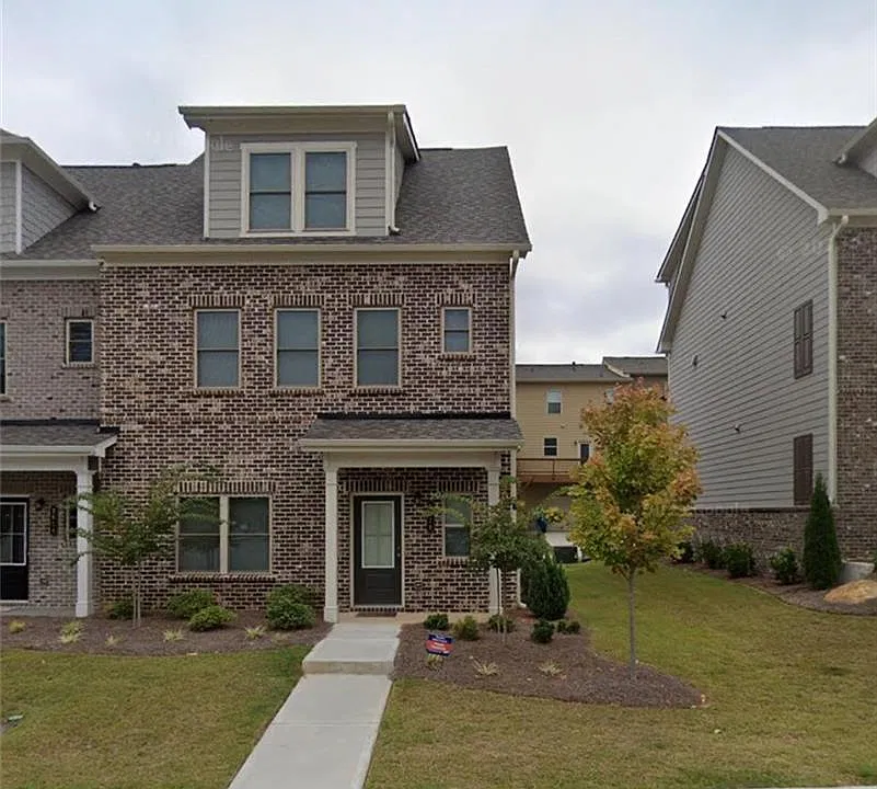 3628 Hidden Valley Cir