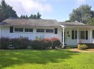 2806 Hermitage Dr, Winston Salem, NC 27103