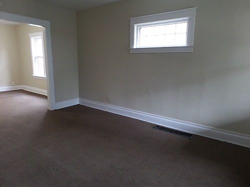 3rd image of 1705 Whitney Ave