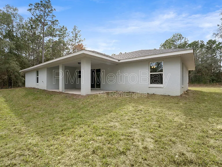 9461 N Sandree Dr — Photo 42