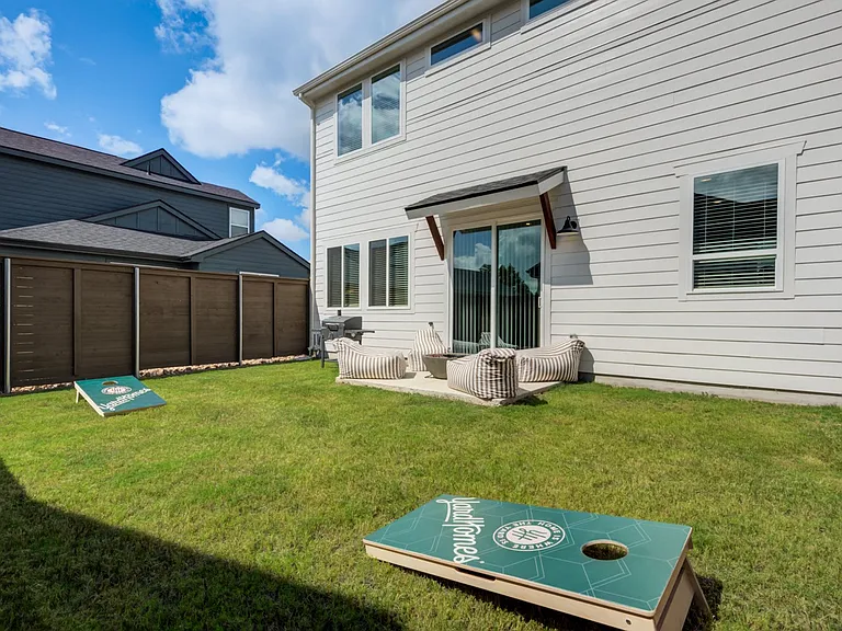 YardHomes Juniper Pointe — Photo 8