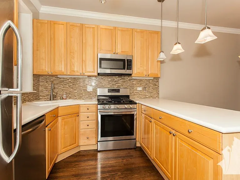 3844 N Southport Ave #3 — Photo 12