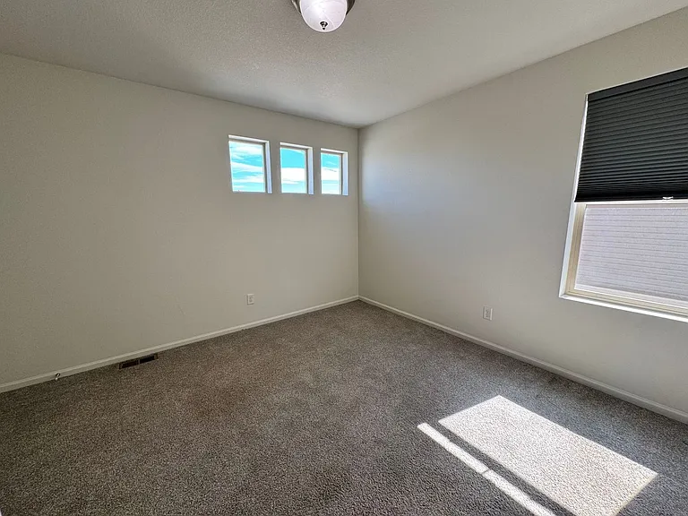 9093 Pacific Crest Dr — Photo 27