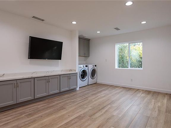 3rd image of 21204 Velicata St