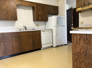 306 State Ave S #1, Warroad, MN 56763