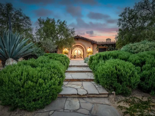 7563 Montien Rd, San Diego, CA 92127
