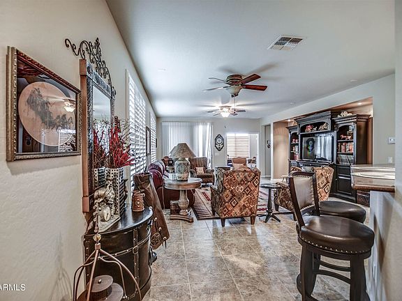 5th image of 284 W Canyon Way
