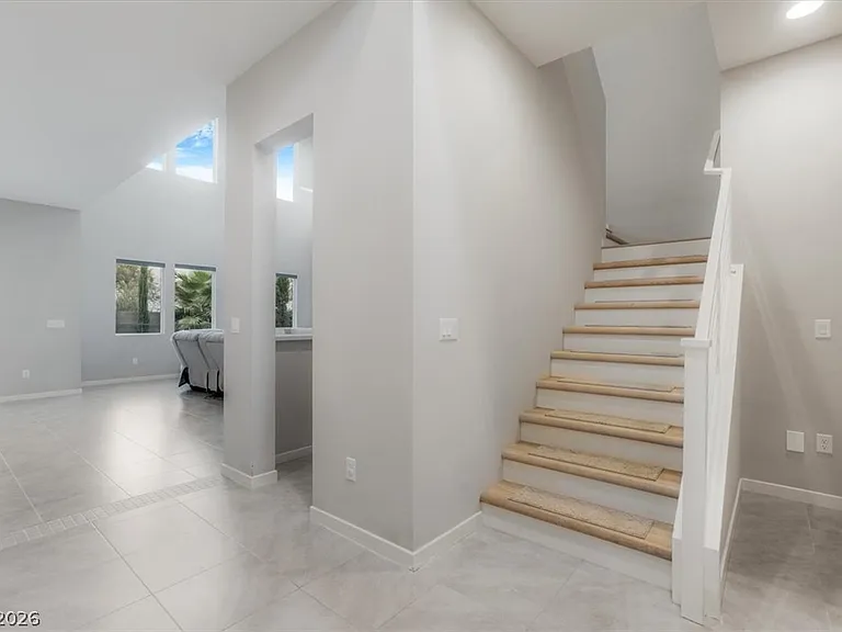 32 Vista Outlook St — Photo 38