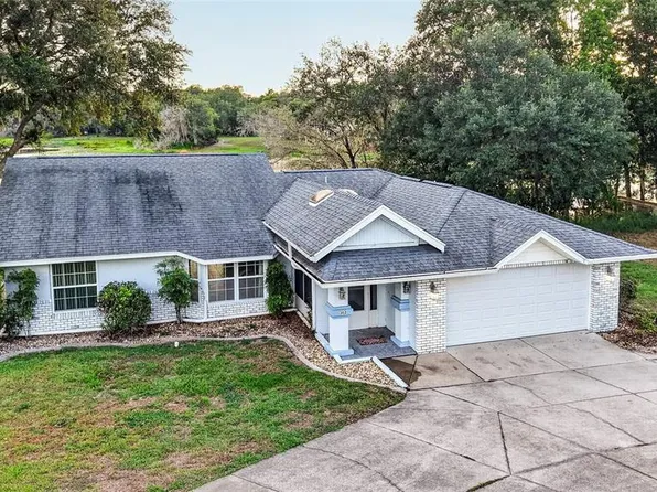 302 E Mirror Lake Dr, Fruitland Park, FL 34731