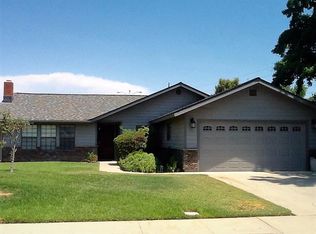 1930 Yale Ln, Visalia, CA 93277