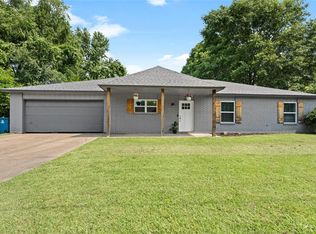 410 SW 10th St, Bentonville, AR 72712