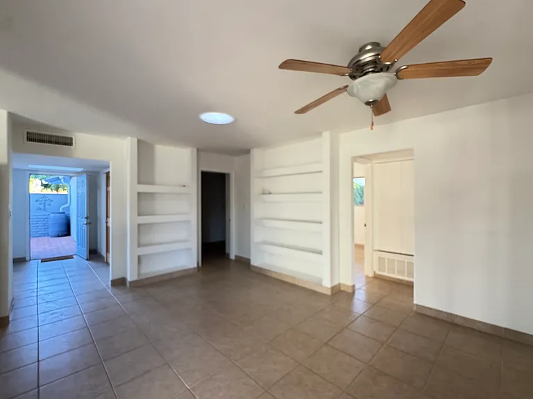 644 E La Jolla Dr — Photo 11