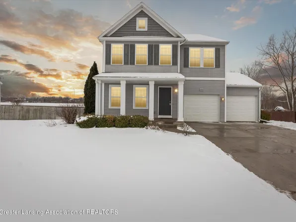 153 Lake Ridge Dr, Mason, MI 48854