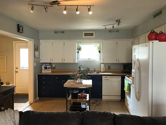 5th image of 311 Remus Dr