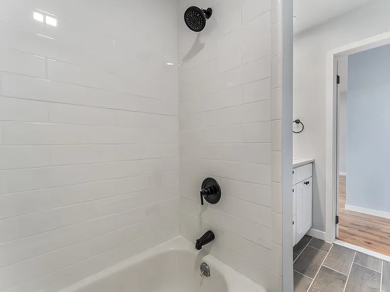 44 Sherman Ave #4B — Photo 25