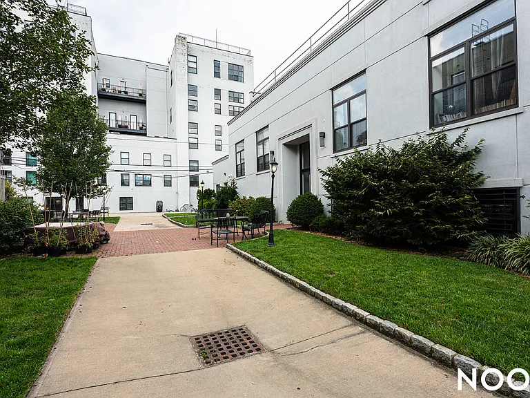 119 Eagle St #1A — Photo 26