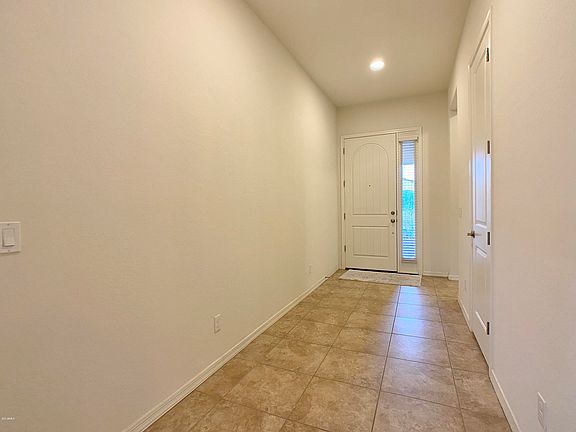 4th image of 2840 E Citrus Way