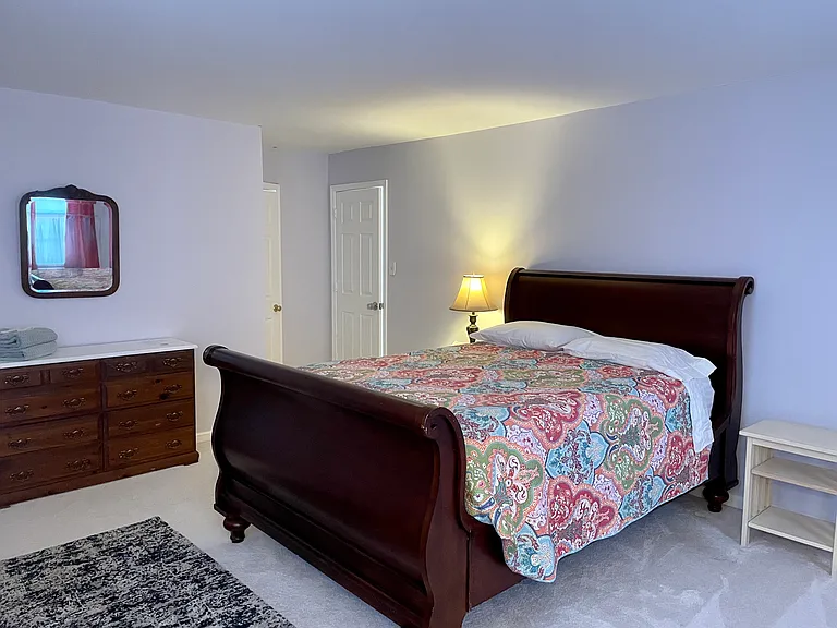 1317 Grayland Ave — Photo 3