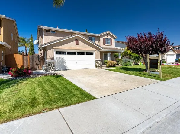 2430 Glenview Dr, Hollister, CA 95023