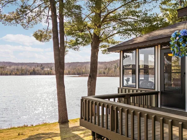 4446 Chessie Ln, Central Lake, MI 49622