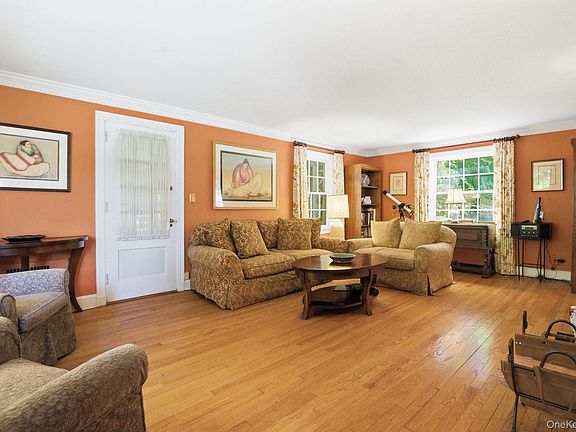 3rd image of 2 Turner Drive