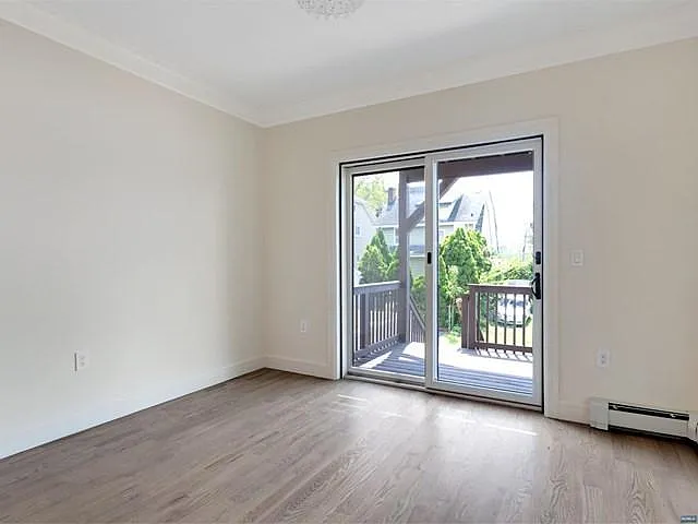 28 Brinkerhoff Ter #1 — Photo 3
