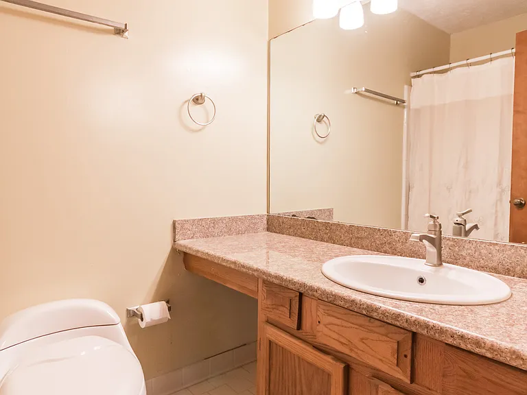 3212 Stratford Green Ct — Photo 9