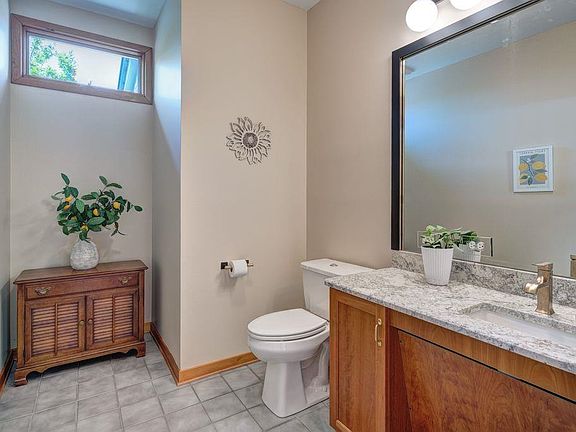 4th image of 308 Seminole Dr