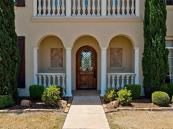 5th image of 5713 S Woodcreek Cir