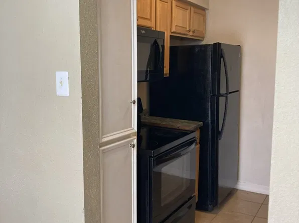 6611 Southpoint St #125, San Antonio, TX 78229