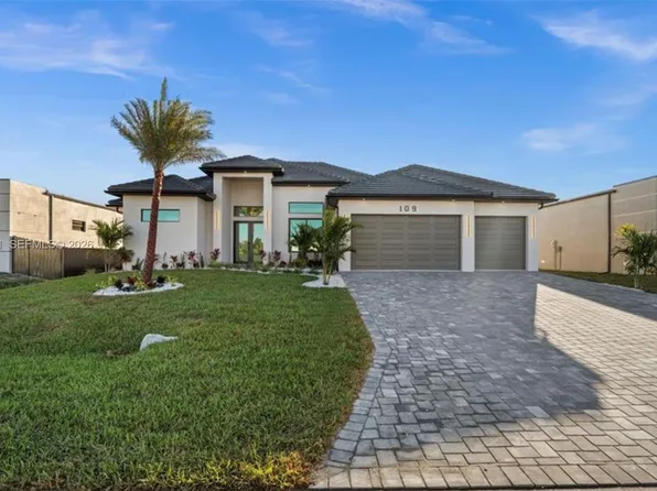 109 SW 37th Pl, Cape Coral, FL 33991