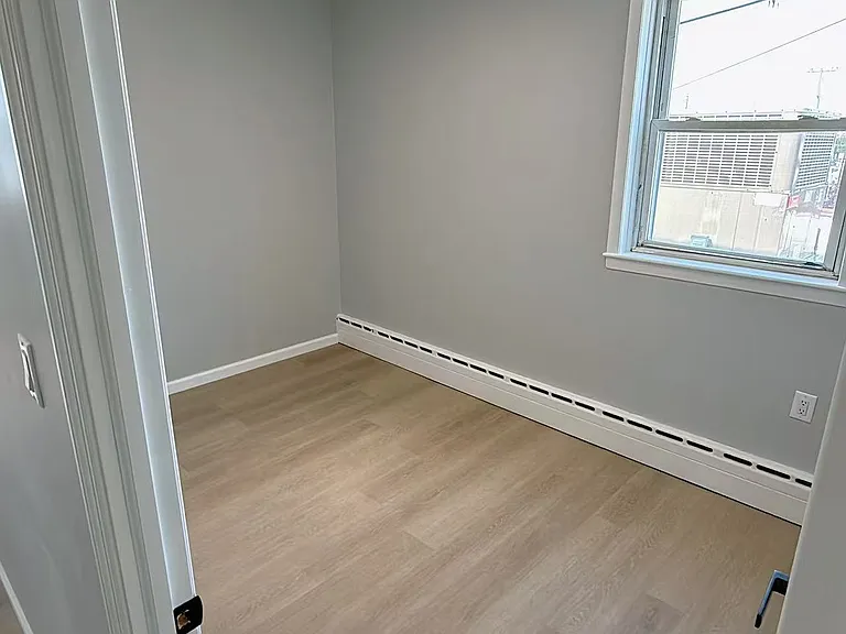 231 Jericho Tpke #1 — Photo 2