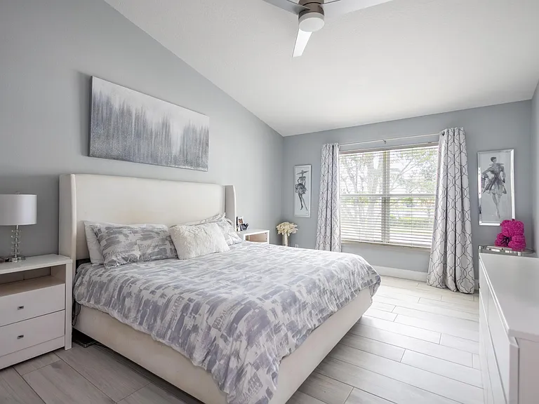 8115 Bellagio Ln — Photo 13