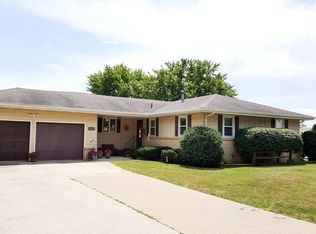 2904 Alvin Pl, Storm Lake, IA 50588
