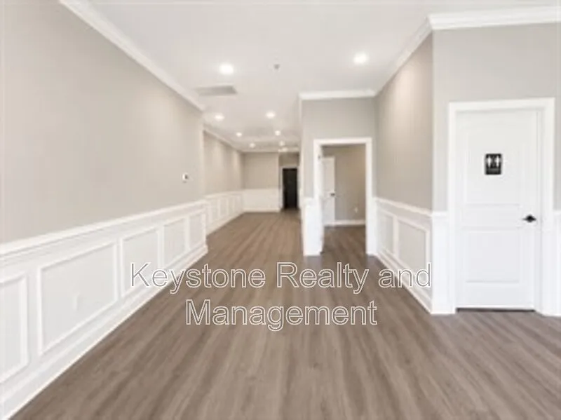 Studio, 2.0 bath, 1200 sqft, $2,200 — Photo 3