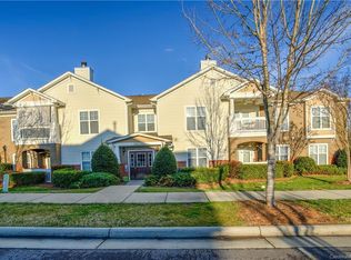 16616 Amberside Rd #E, Cornelius, NC 28031