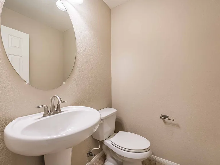 1553 Razella Ct — Photo 17