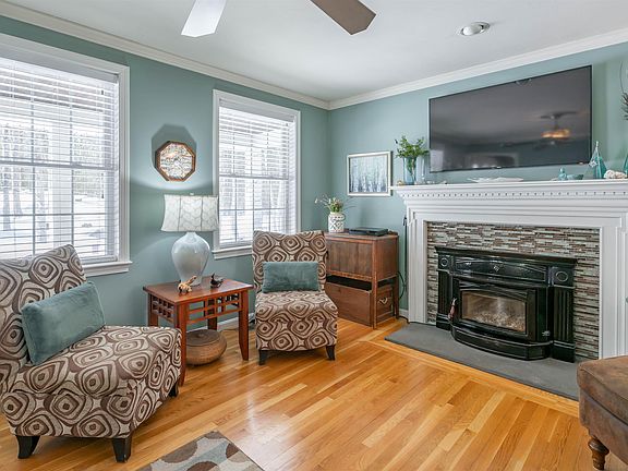 4th image of 116 Beech Hill Road