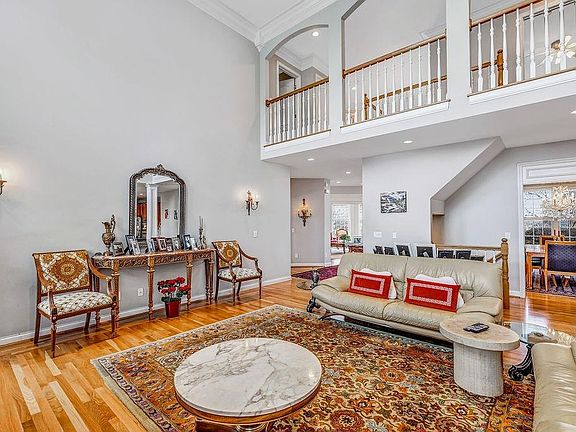5th image of 6795 Cherry Laurel Dr