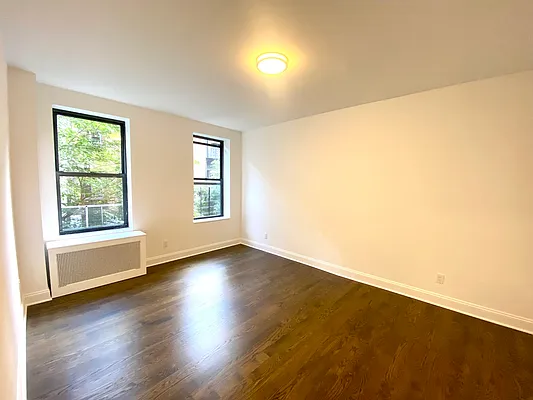 Rented by Douglas Elliman | media 14