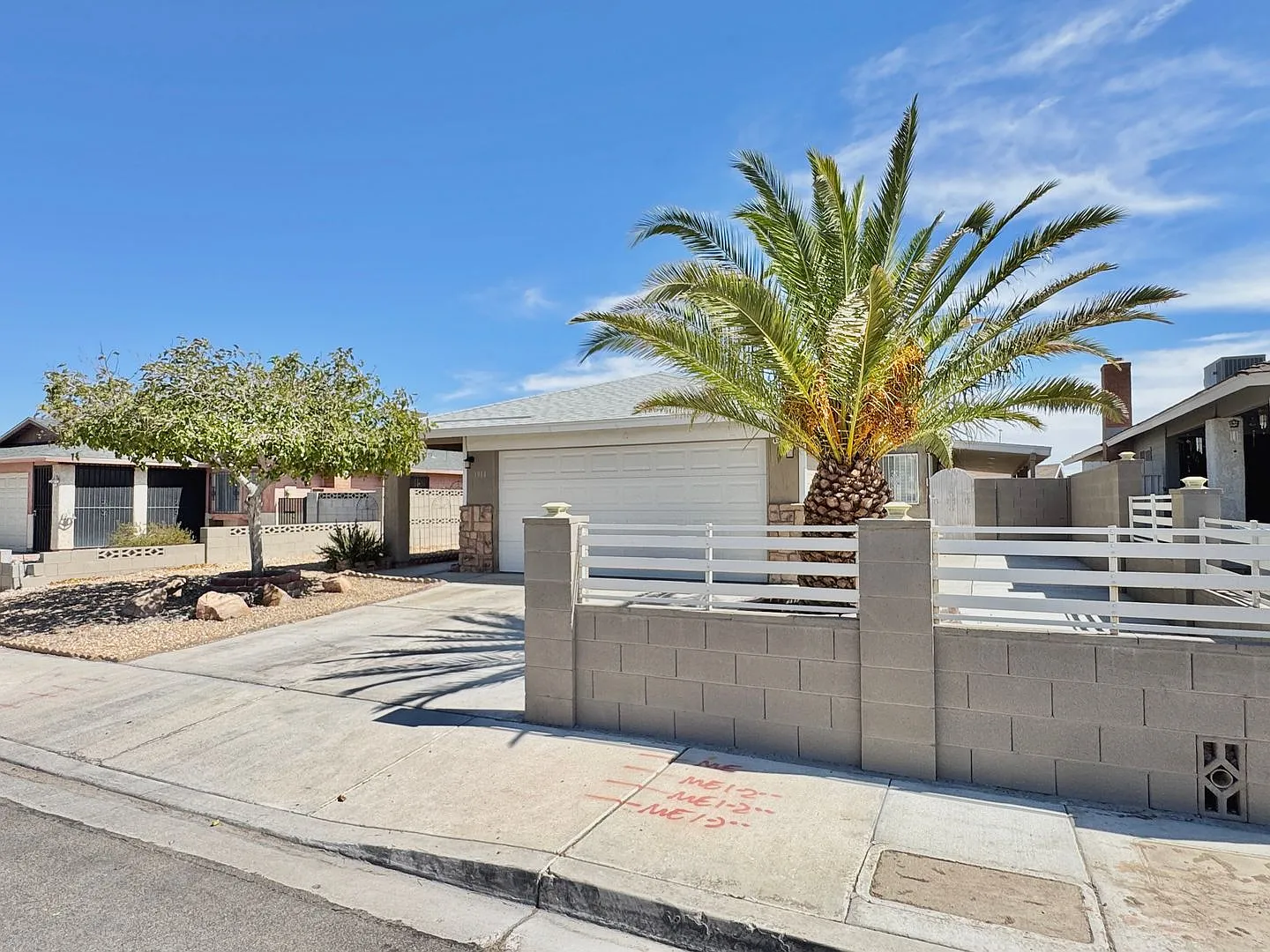 1913 Cameron St / Single Story - 3 Bed, 2 Bath Home - NO HOA! — Photo 2