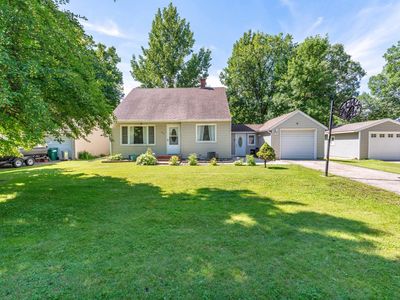 504 1st Ave SE, Pelican Rapids, MN, 56572