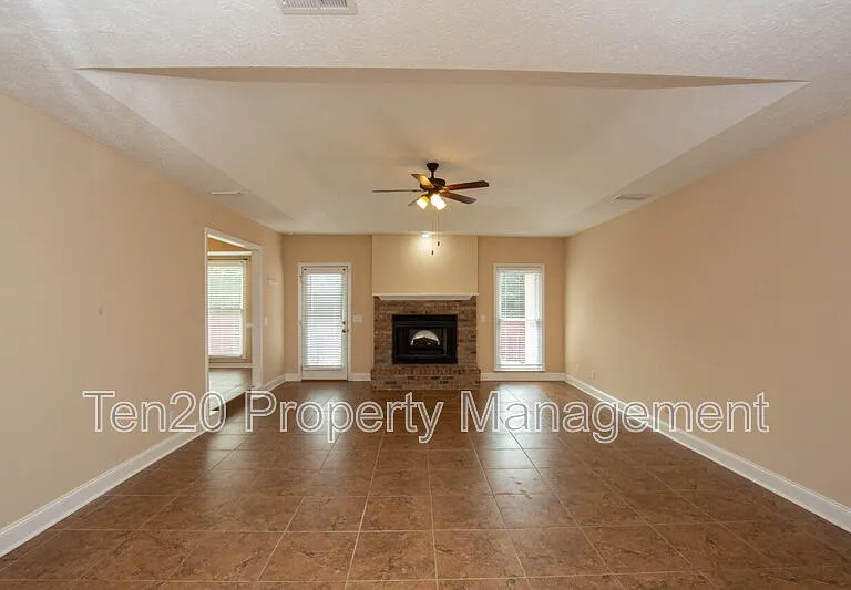 11 Leah Ct — Photo 19