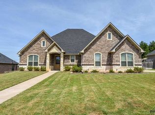 7614 Cherryhill Dr, Tyler, TX 75703