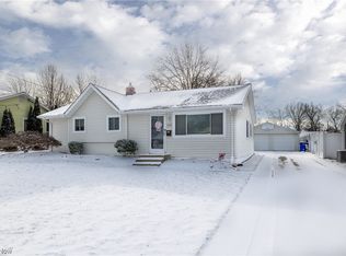 13701 Dalebrook Ave, Brookpark, OH
