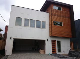 4139 55th Ave SW, Seattle, WA 98116